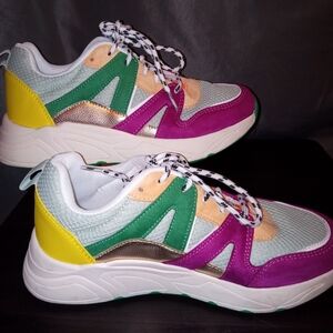 Rainbow Lucky steps fashion sneakers